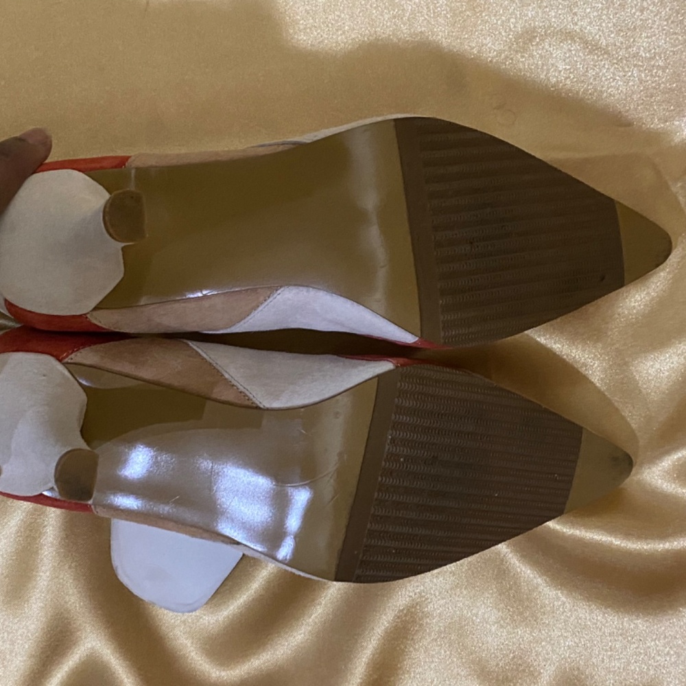 Heels - Picture 2 of 5
